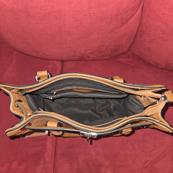 Michael Kors Tan Leather Shoulder Bag - Picture 3 of 4